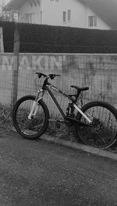 Bicicletă f-zero full