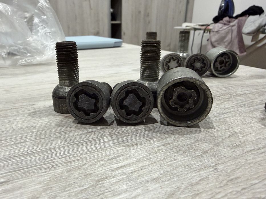 Set Prezoane Antifurt Mercedes BMW VW Skoda Seat Renault Peugeot Opel