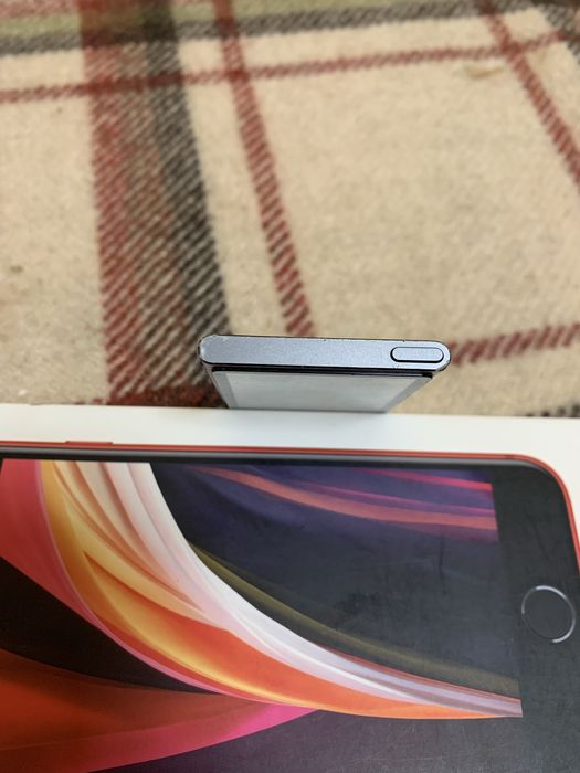 iPod 16 GB Black Graffit