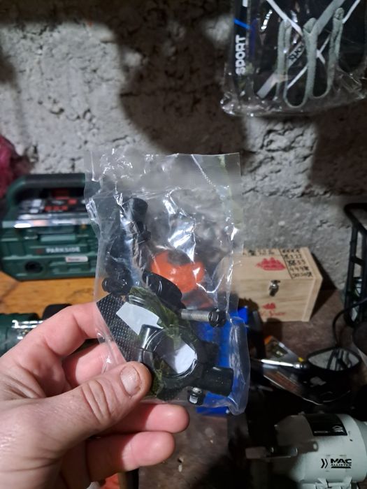 Продавам комплект чисто нови универсални огледала за мотоциклет или ск