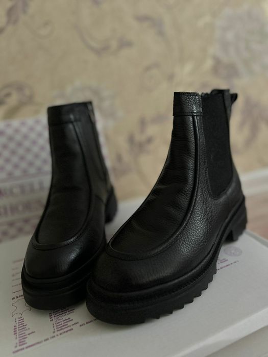 Кыстык етик сатылады