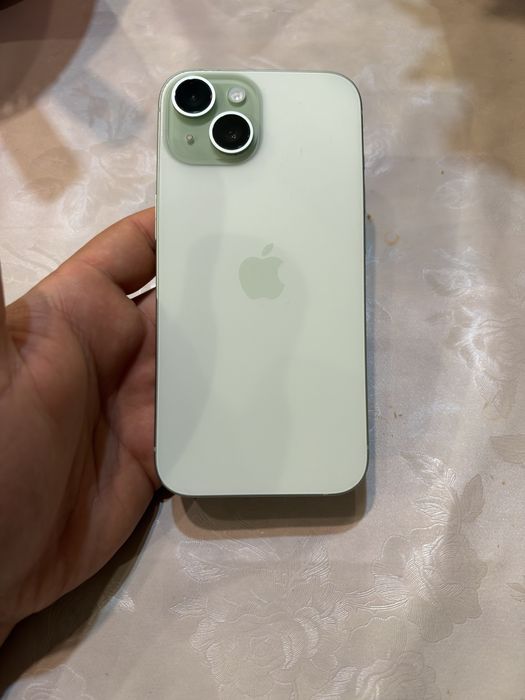 Iphone 15 ( green) 128 gb