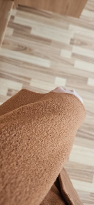 Стильное демисезонное пальто