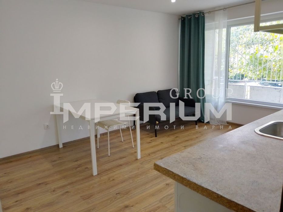 Дава се под наем Двустаен апартамент в Варна, Трошево - 55 кв.м за 408 € - Снимка #2