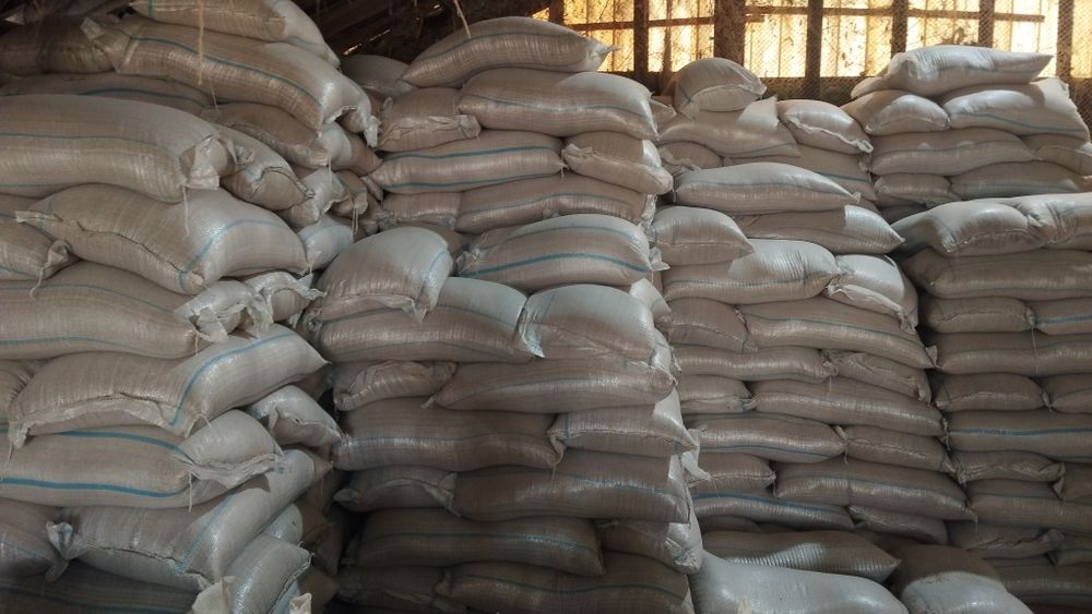 Пшеница в мешках