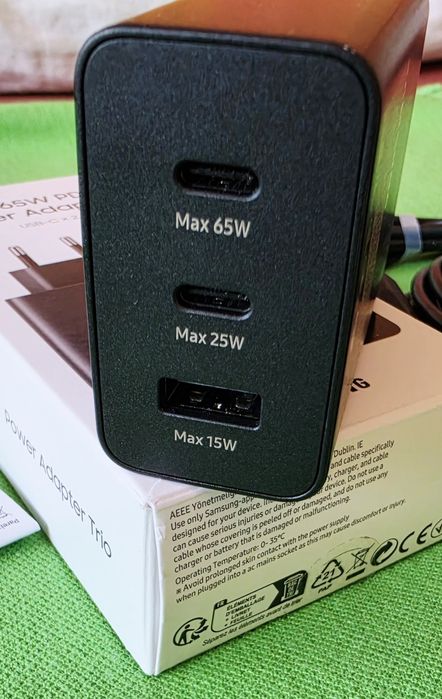 Incarcator original 65W Samsung Z Fold 8 Ultra.