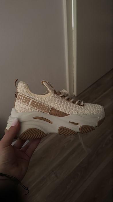 Sneakers Steve Madden 37