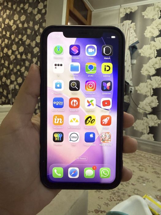 Айфон 11 в хорошем состоянии