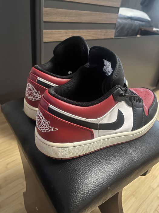 Jordan 1 bred toe low marimea 43