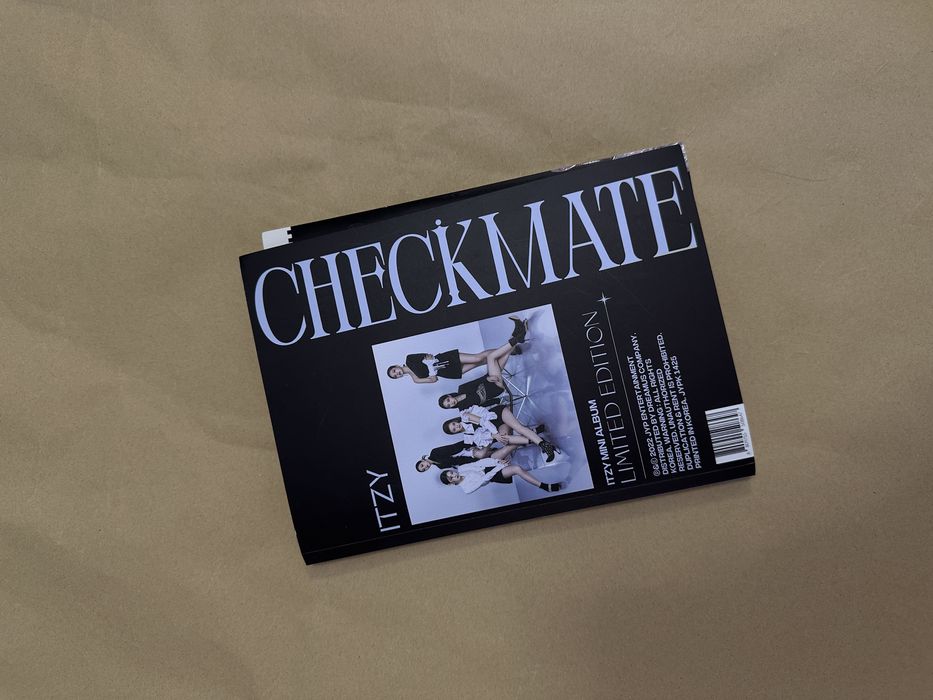 Checkmate itzy limited ver.