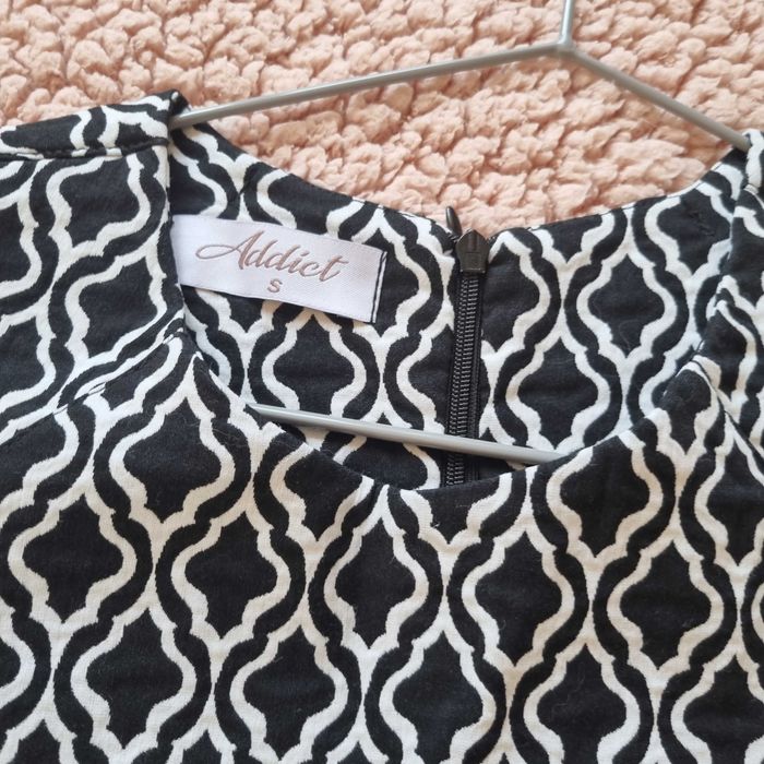 Дамска рокля Адикт