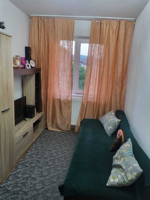 Vand apartament 2 camere Nord