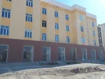 Xizmat ko`rsatish bino, ko`p qavatli uyning birinchi qavatida