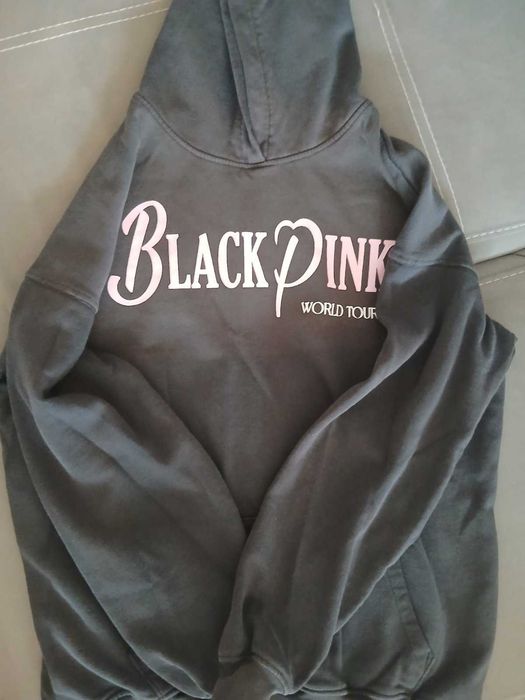 Blackpink дрешки, албум и ломокарти