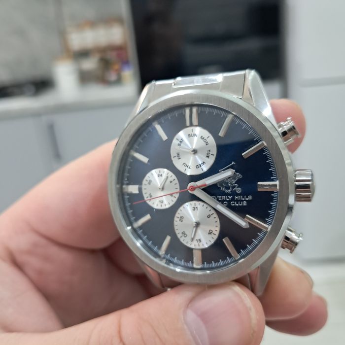 Продам стильные часы