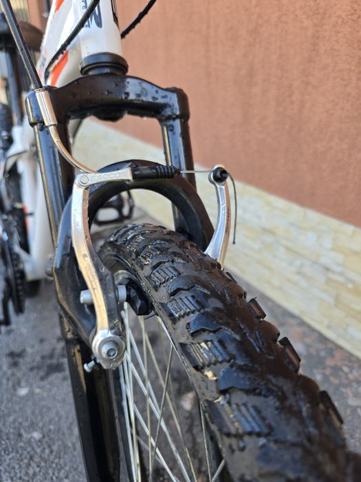 Bicicleta pentru copii 7-10 ani