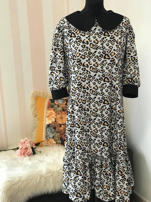 rochie noua din voal, la maneci si in talie elastic