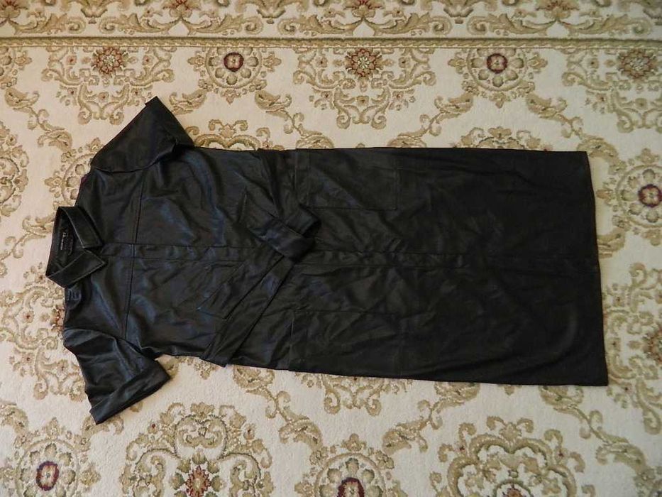 Rochie din piele Reserved  marimea 40-L