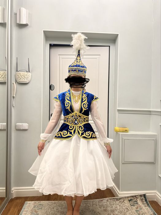 Продам национальный костюм для девочки