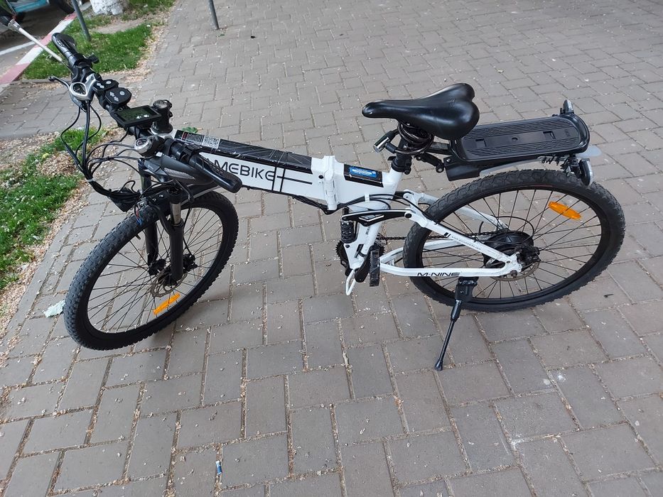 Se vinde bicicleta electrica samebike