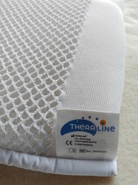 Бебешки пантофки,възглавничка и шапка