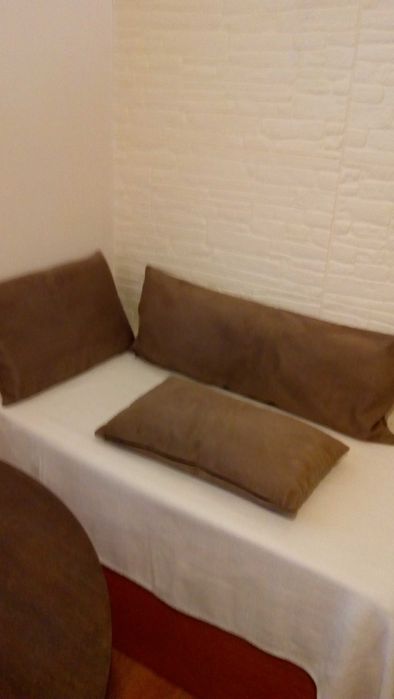 Два комплекта Деко възглавници