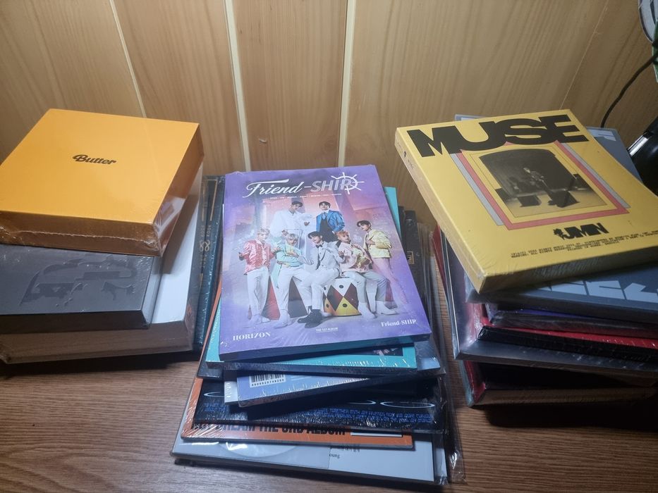 Albume KPOP Sigilate Noi