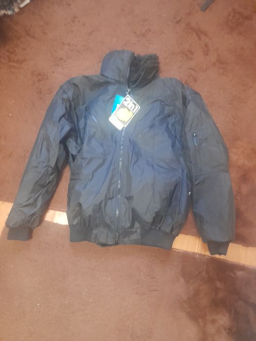 Jacheta de iarna tip pilot.