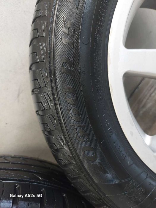 Продавам гуми с джанти