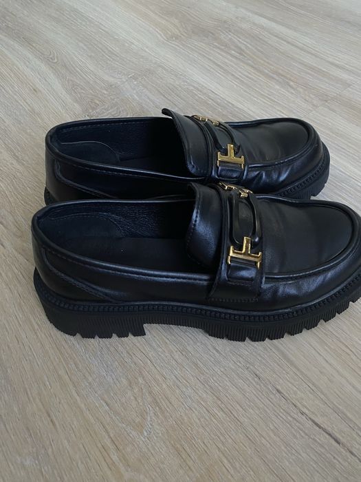 Женские лоферы