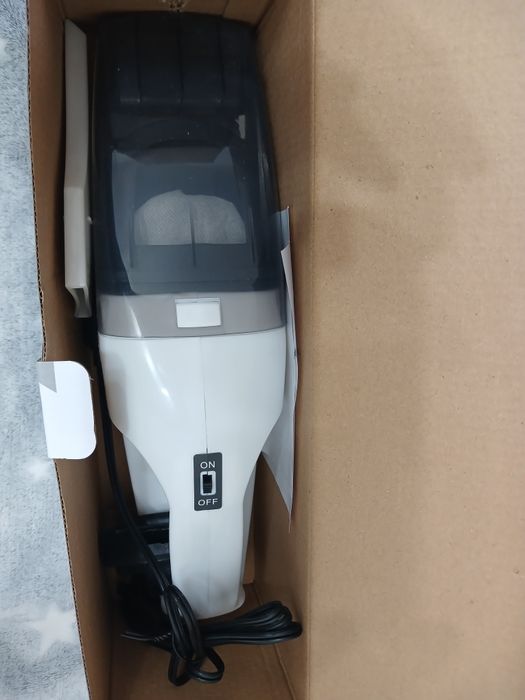 Автомобильный пылесос. НОВЫЙ!!