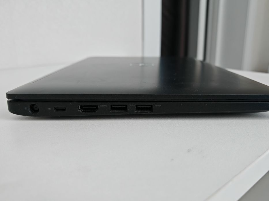 Dell latitude в отличном состоянии