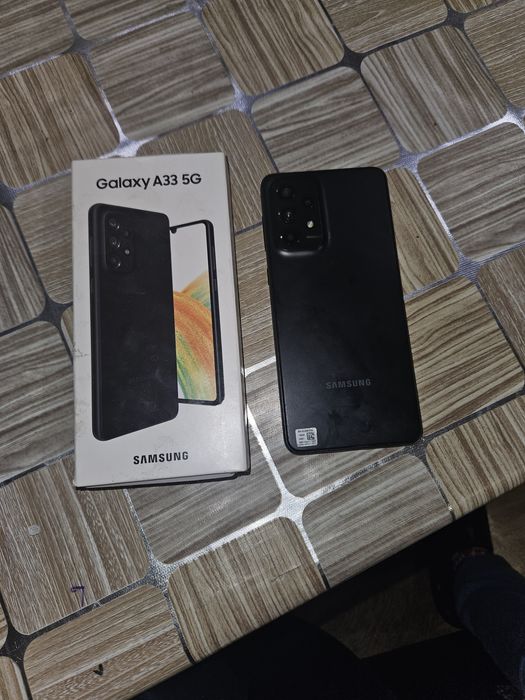 Samsung A33 5G. .