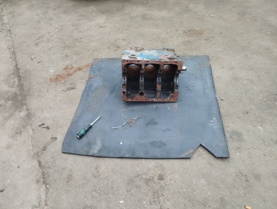 Bloc motor chiulasa+ cilindru danfus