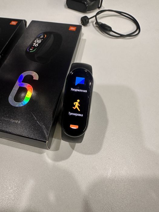 Продам Mi Band 6