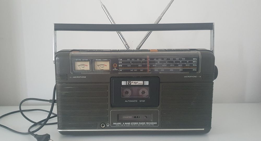 Radiocasetofon Tokio Savoy Deluxe  vechi