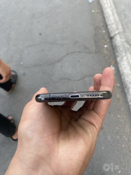 Iphone XS 64GB garantiya beriladi