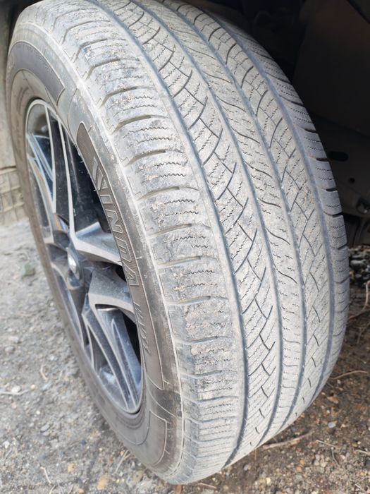 Продам шины на 20#55#275