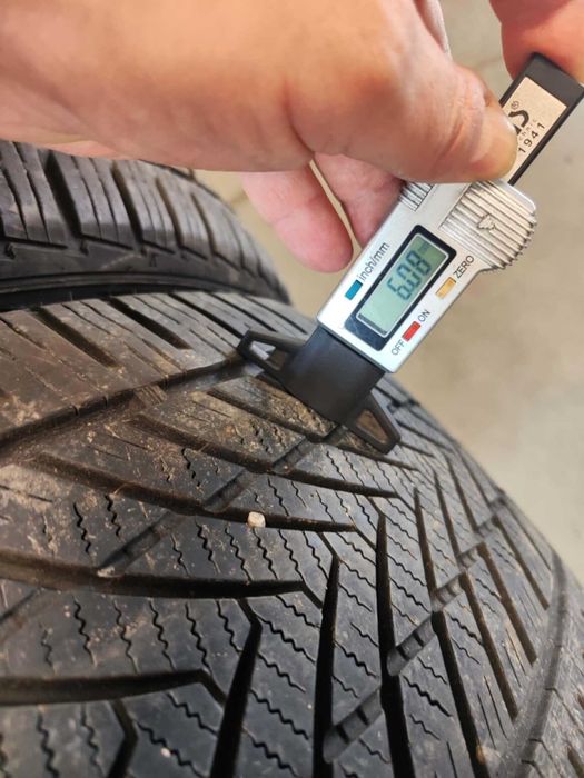 4бр. всесезонни гуми 245/45/18 Trocmax