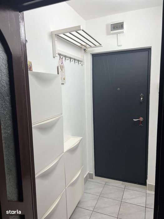 Inchiriez apartament 2 camere cu loc de parcare, zona Sud (Mausoleu)
