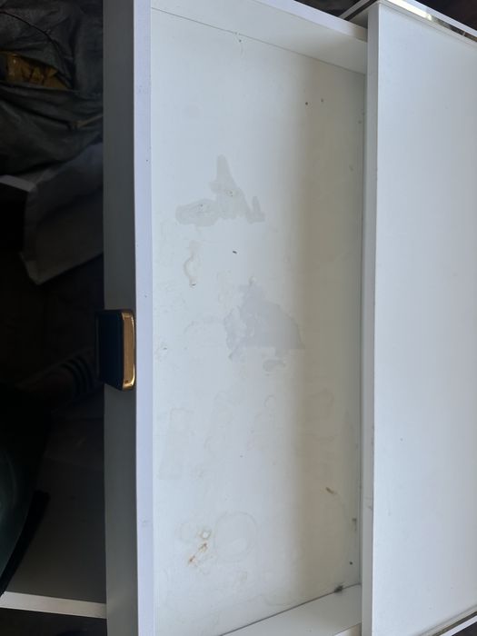 Продается комод и его зеркало