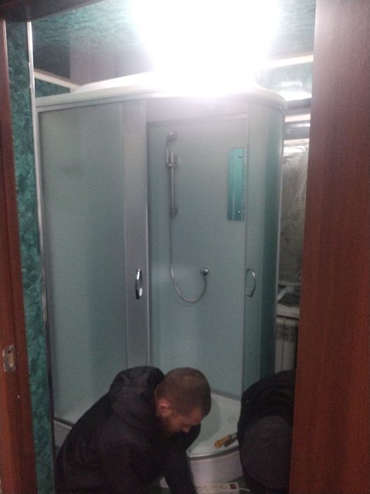 Установка душ кабин, унитазов