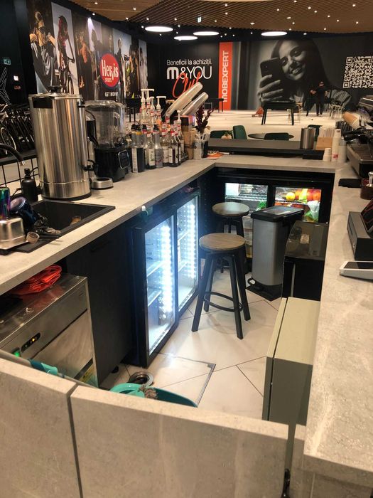 vand insula cafenea ,mall