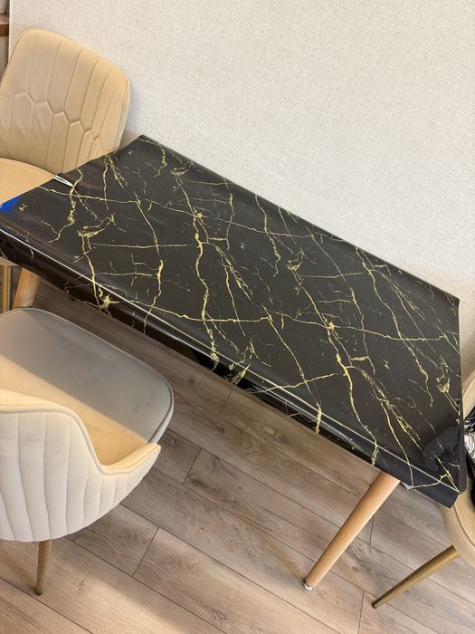 Продам стол в хорошем состоянии