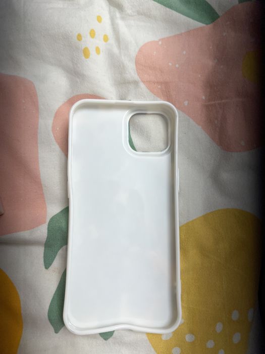 Чехол на айфон 13
