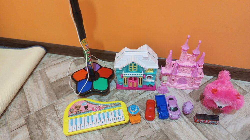 Лот детски играчки за момиче