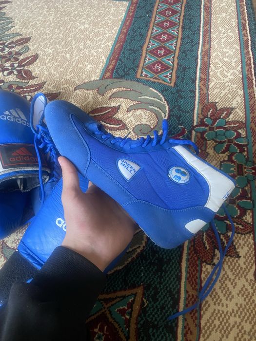 Перчатка шлем сатлады