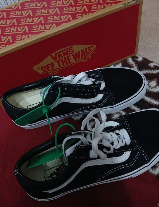 Vans Old Skool Black/White
Абсо
