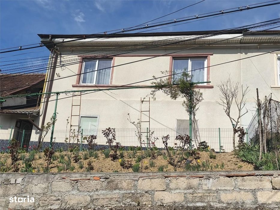 Resita Casa 2 Garaje Zona Lendt
