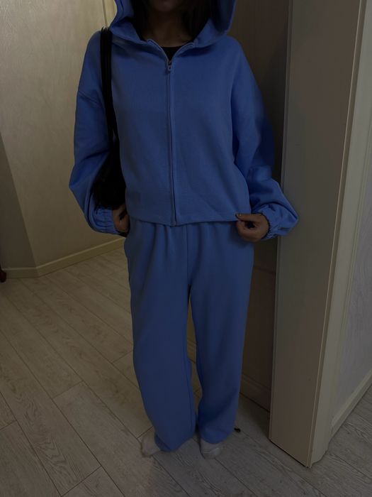 Спортивные костюмы